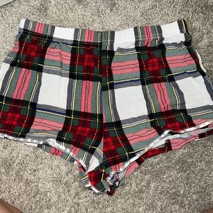 Amazon shorts size medium never worn!